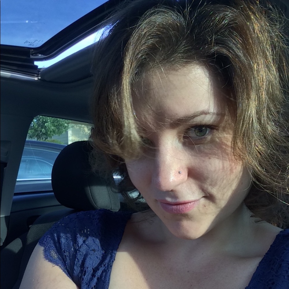 Meet your Posher, Stephanie